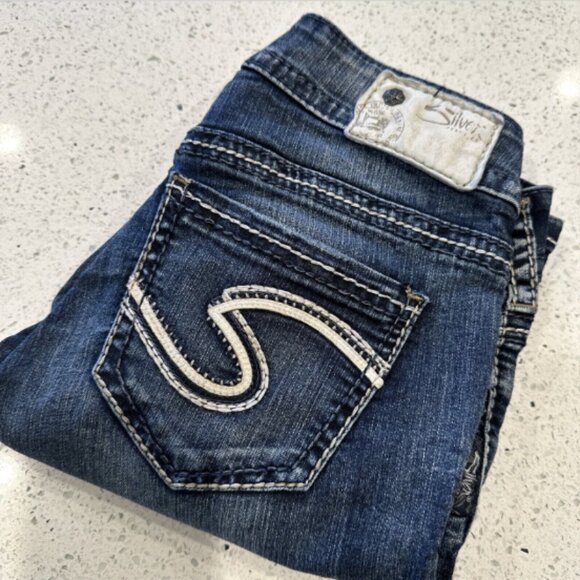 Silver Jeans Denim - Silver Jeans Women's Suki Capri 26 Straight Leg Embroidered Dark Wash Stretch